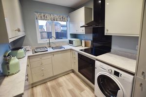 Kitchen- click for photo gallery